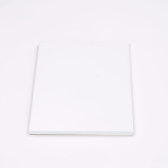 Bestor-Aeropanel-kiudtsement-fassaadiplaat-RAL-9003-tootefoto-4